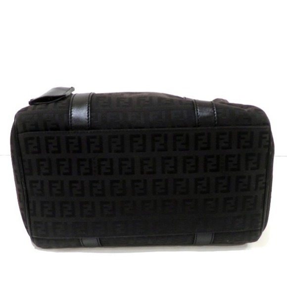 Fendi Fendi Zucchino Canvas Handbag Canvas Handbag A025015 in Great Condition - Picture 3 of 9